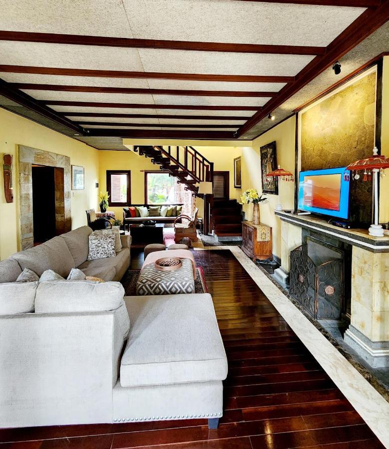 Balinese Villa In Берастаги Екстериор снимка
