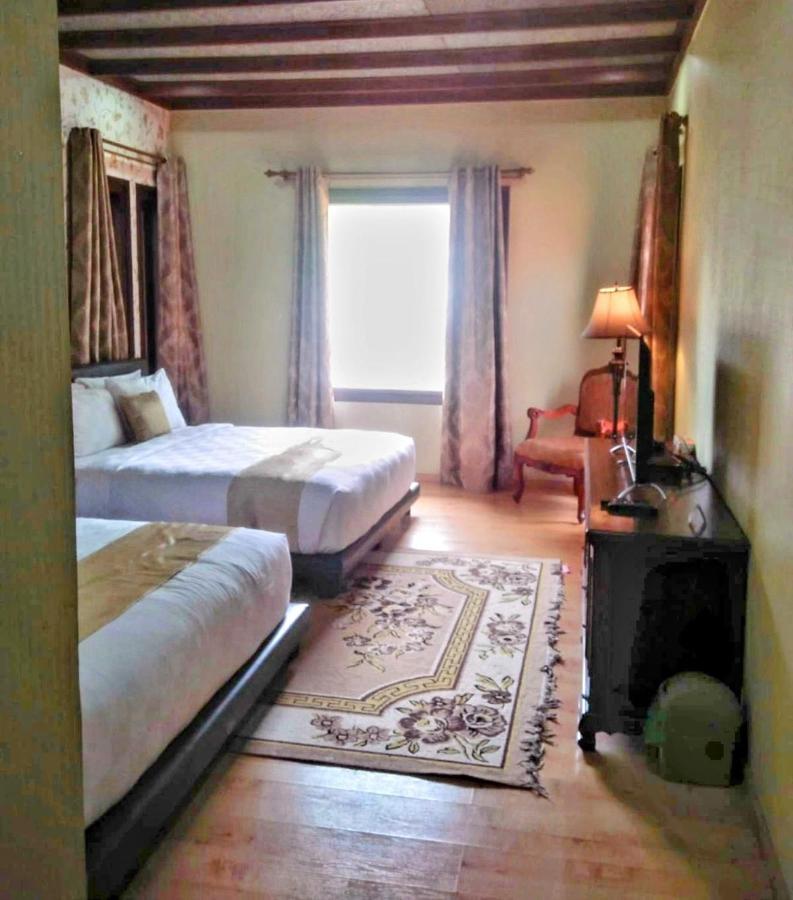 Balinese Villa In Берастаги Екстериор снимка