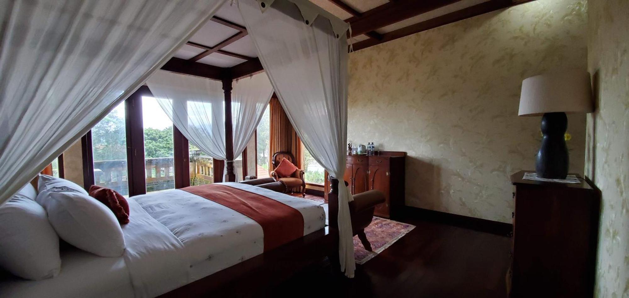 Balinese Villa In Берастаги Екстериор снимка
